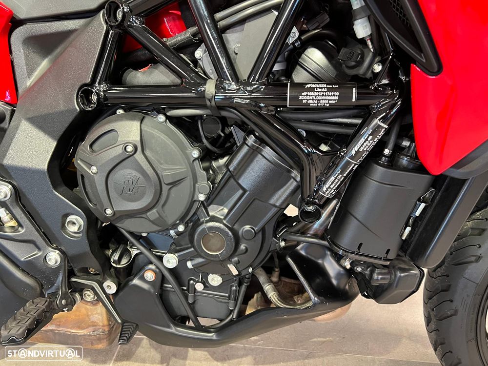 MV Agusta Turismo Veloce ROSSO 800 - 7