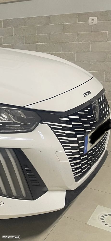 Peugeot 208 1.2 Hybrid Allure e-DCS6 - 3