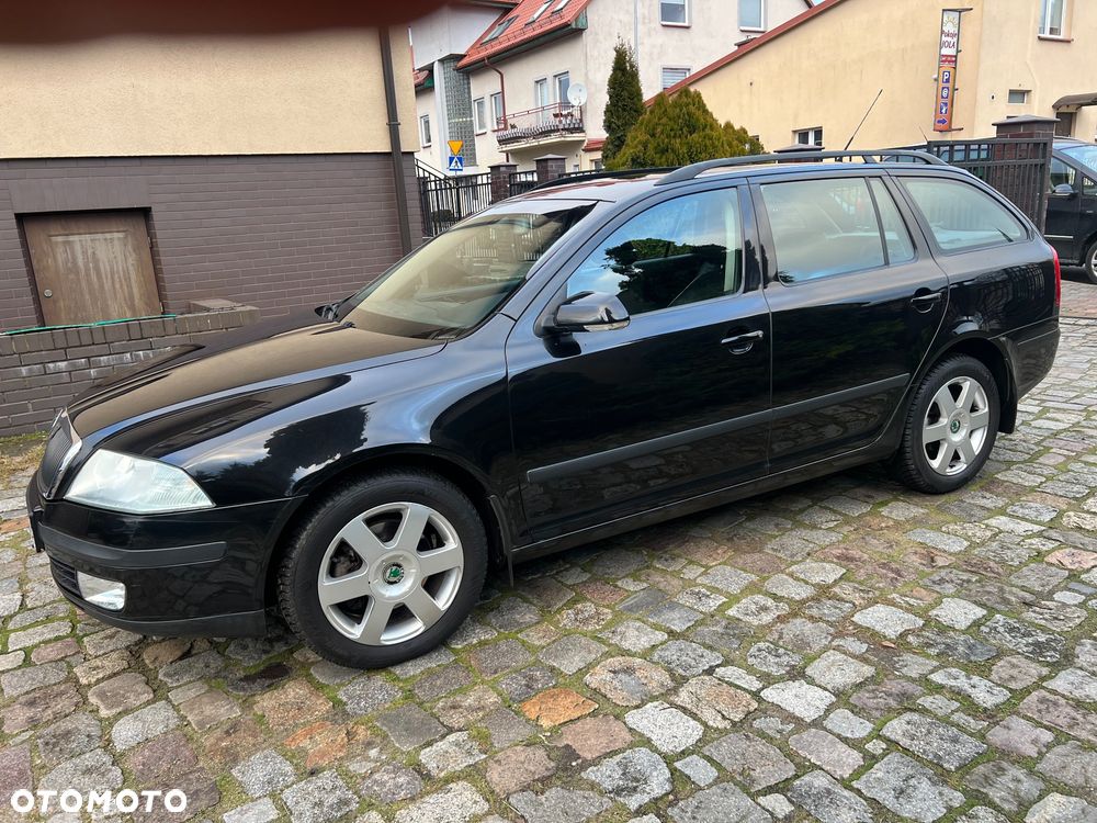 Skoda Octavia 2.0 FSI Automatik Ambiente - 2