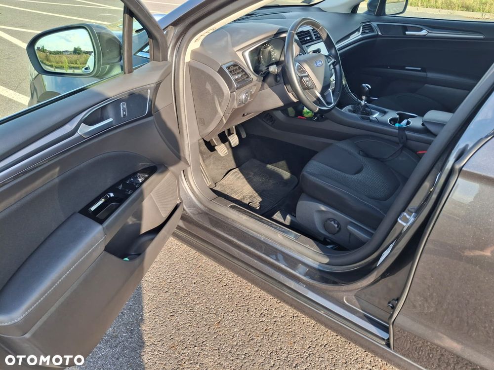 Ford Mondeo - 18