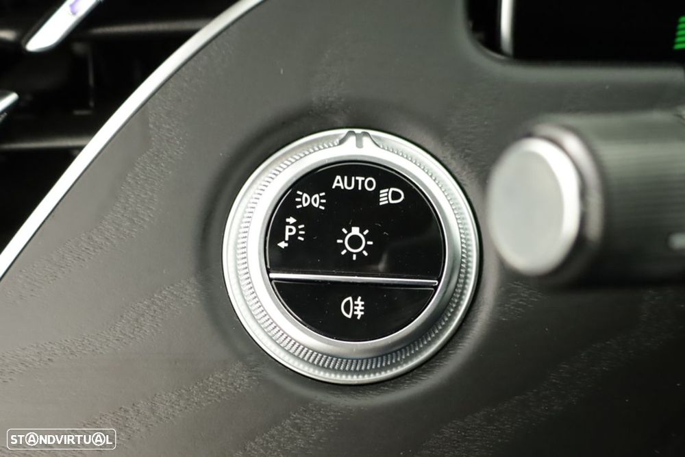 Mercedes-Benz E 300 Standard - 19