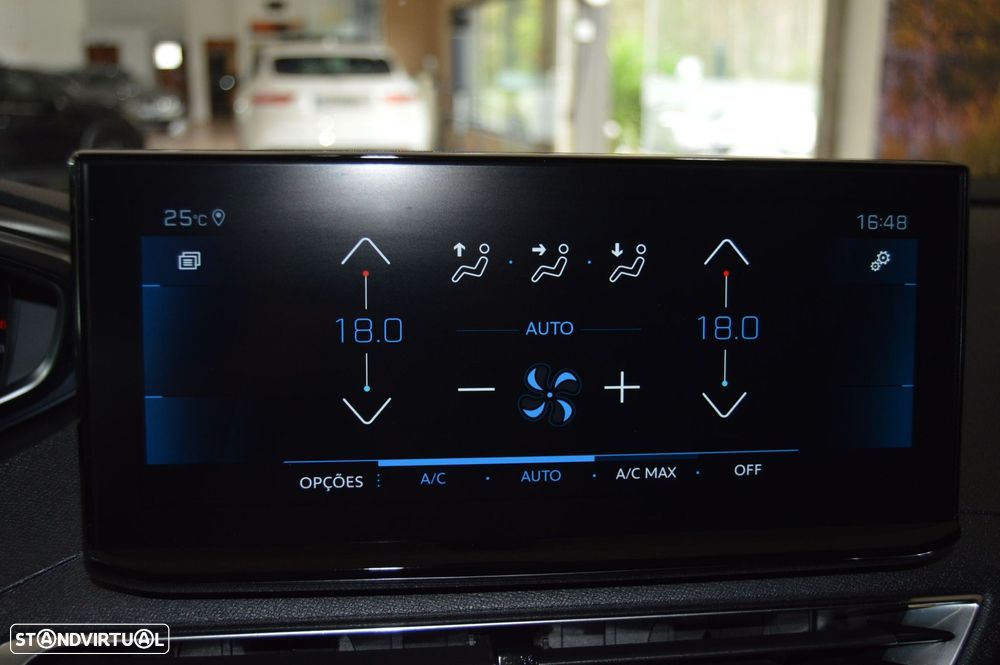 Peugeot 5008 - 25