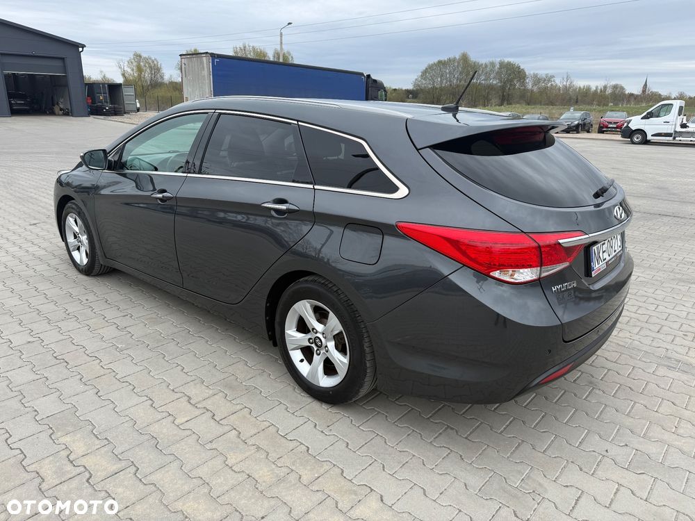 Hyundai i40 i40cw 1.7 CRDi Fifa World Cup Edition - 6