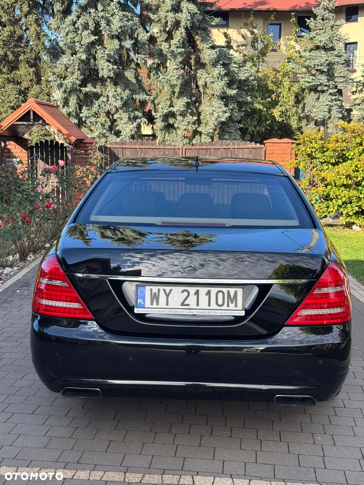 Mercedes-Benz S-Class 2010 photo 2