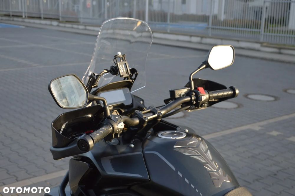Honda CB - 10