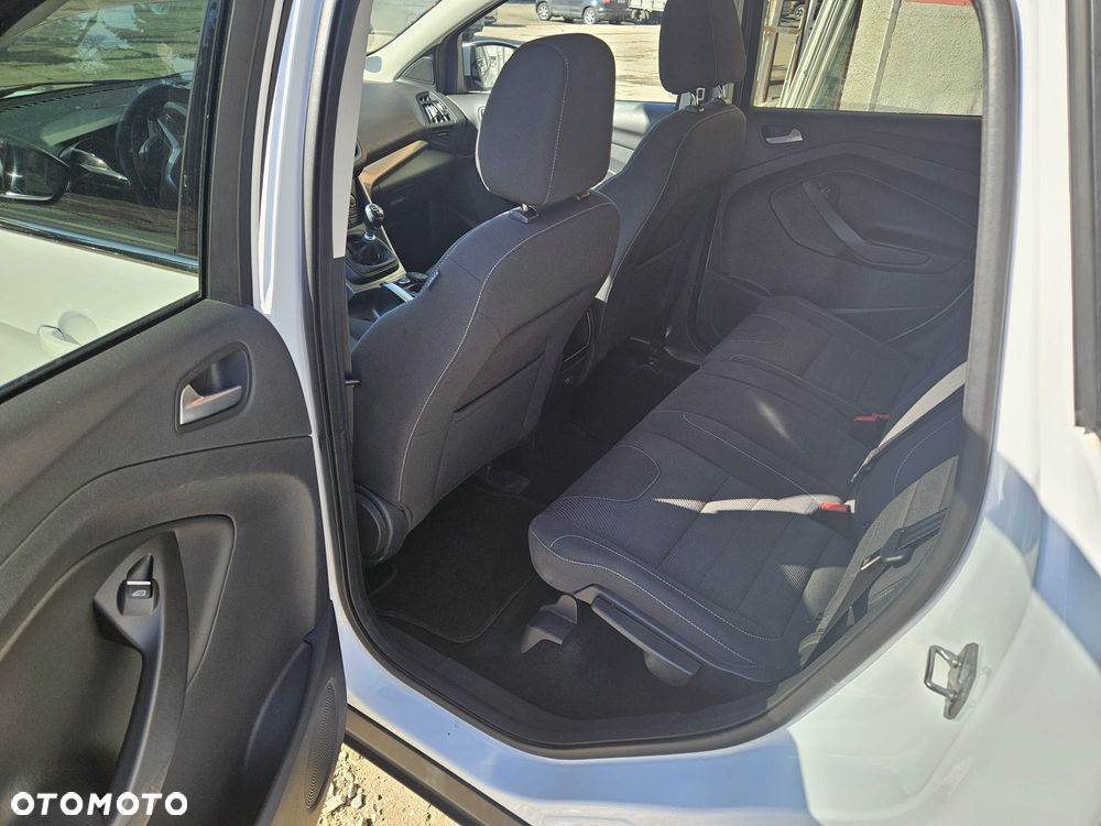 Ford Kuga - 5