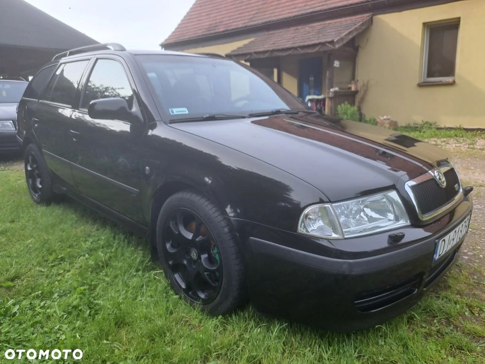 Skoda Octavia 1.8T Tour RS - 3