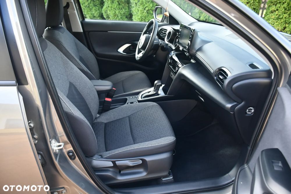 Toyota Yaris Cross Hybrid 1.5 Style - 20