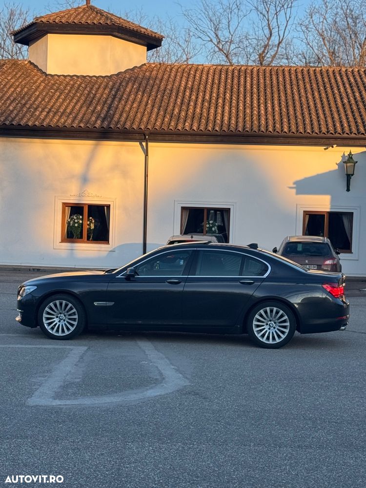 BMW Seria 7 730d xDrive - 4