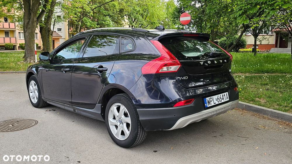 Volvo V40 Cross Country D2 Summum - 3