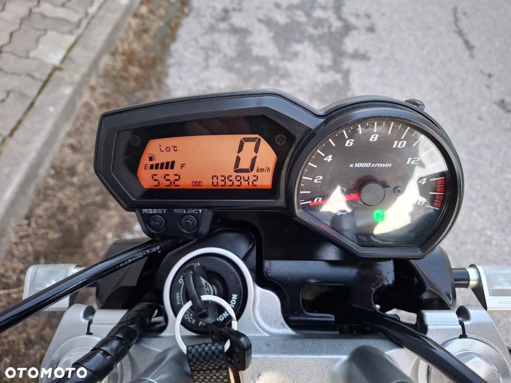 Yamaha FZ6 - 7