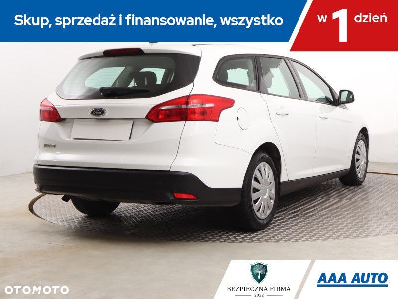 Ford Focus SW - 7