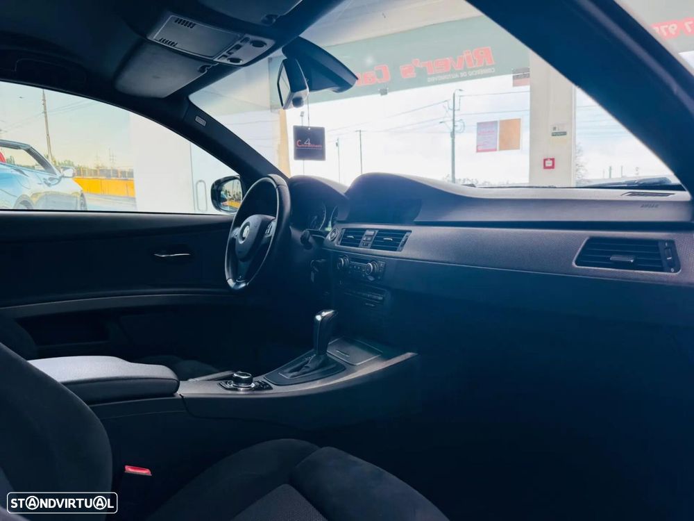 BMW 320 d Aut. M Sport Edition - 35