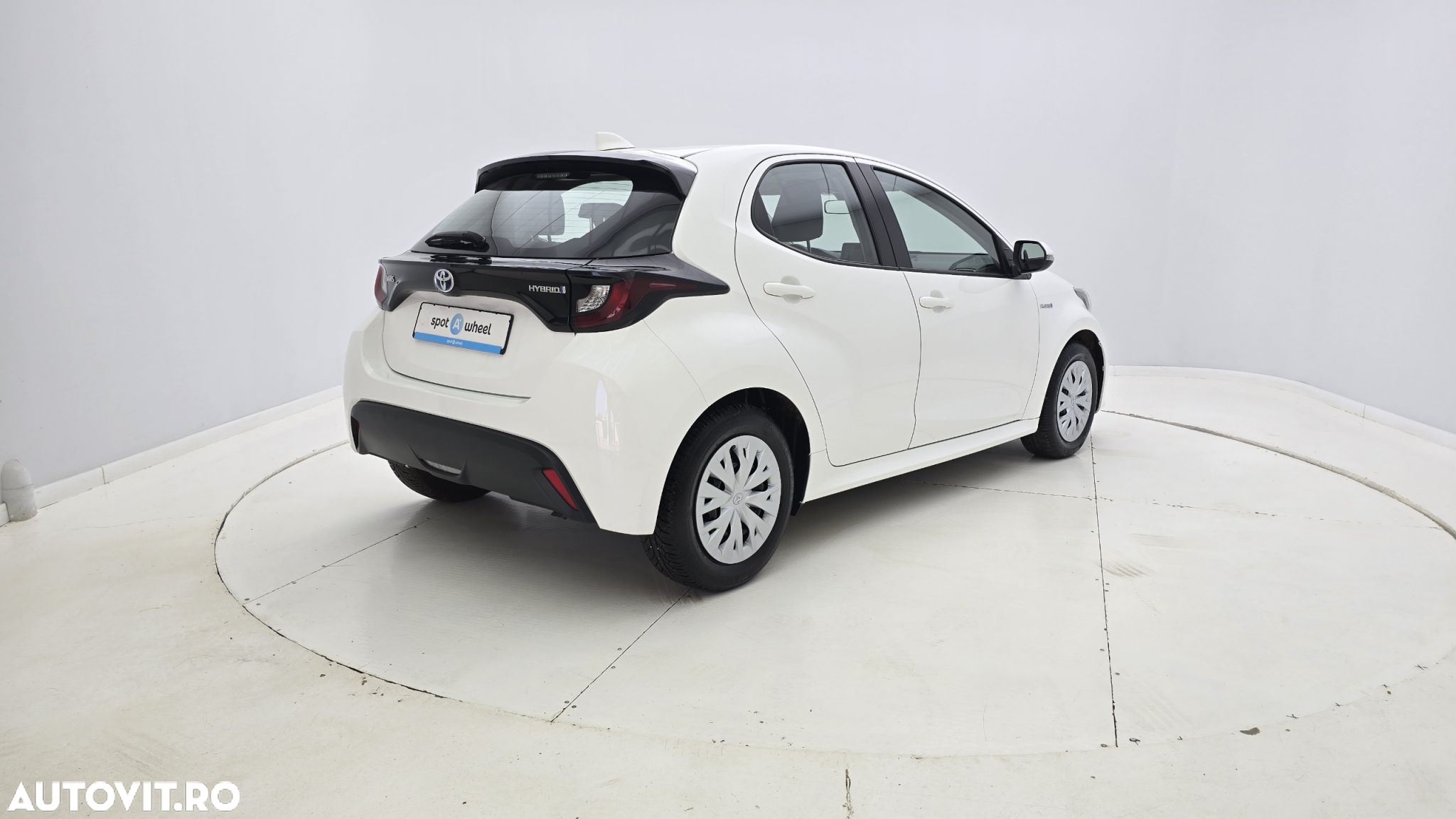 Toyota Yaris 1.5 VVT-i HSD Eco - 6