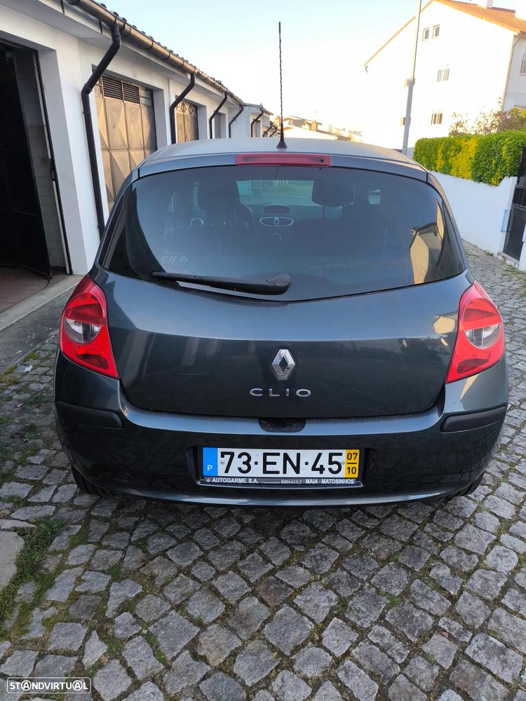 Renault Clio - 5