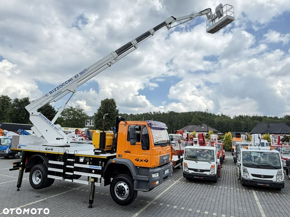 MAN LE 14.220B 4x4 Zwyżka Bizzocchi KF 260 Podnośnik Koszowy - 9