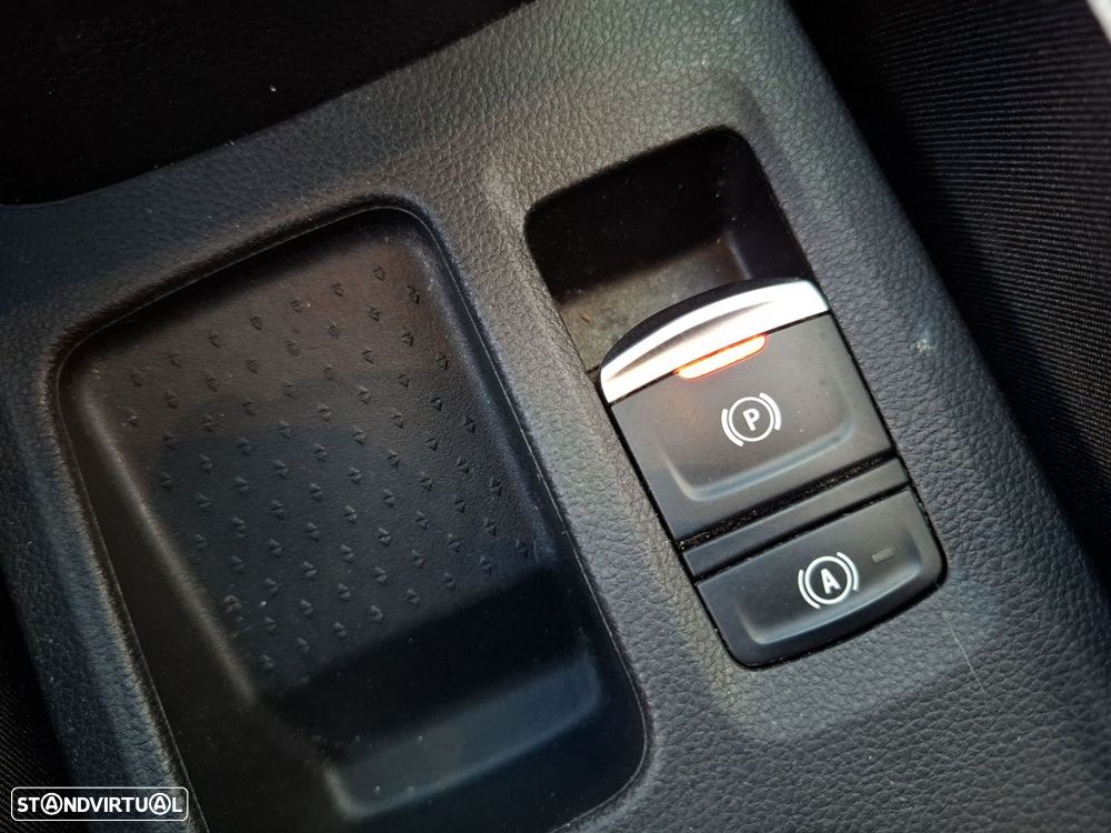 Renault Captur 1.0 TCe Exclusive - 24