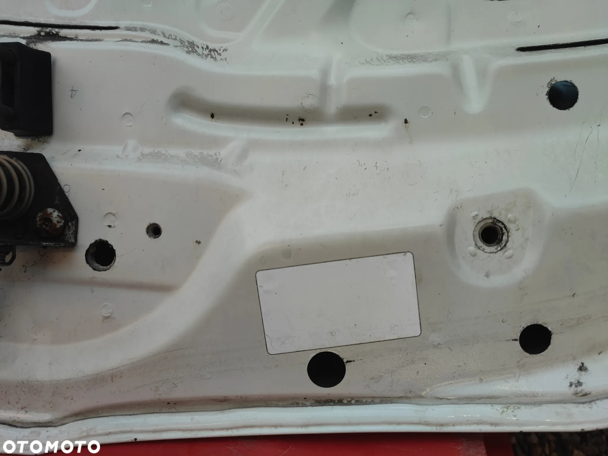 BMW E81 / E82 / E87 / E87LCI / E88  ORYGINALNA MASKA PZEDNIA / POKRYWA SILNIKA PRZÓD W KOLORZE BIAŁYM  ALPINEWEISS III O KODZIE A300 O NR. 41 62 7 162 102 / 41 61 4 415 290 / 41 62 7 134 070 OEM W DOBRYM STANIE - 26
