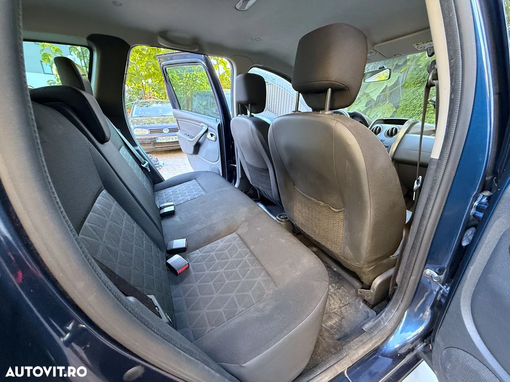 Dacia Duster 1.2 TCe 4x4 Laureate - 13