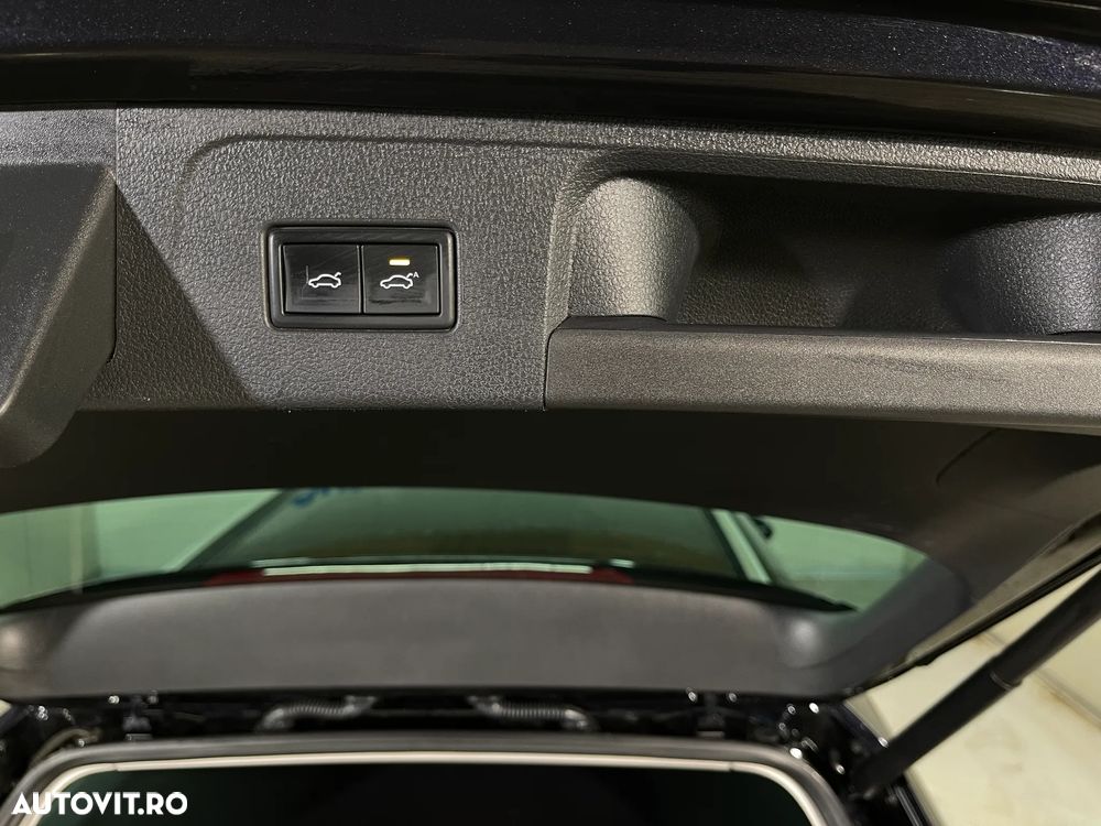 Volkswagen Passat Alltrack - 32