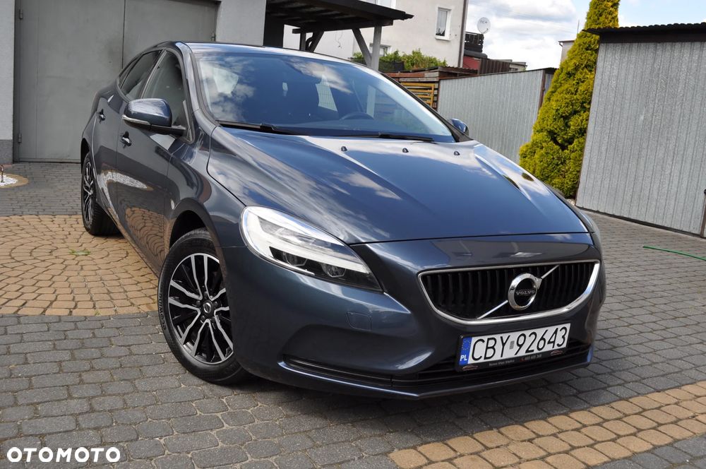 Volvo V40 D2 Momentum - 4