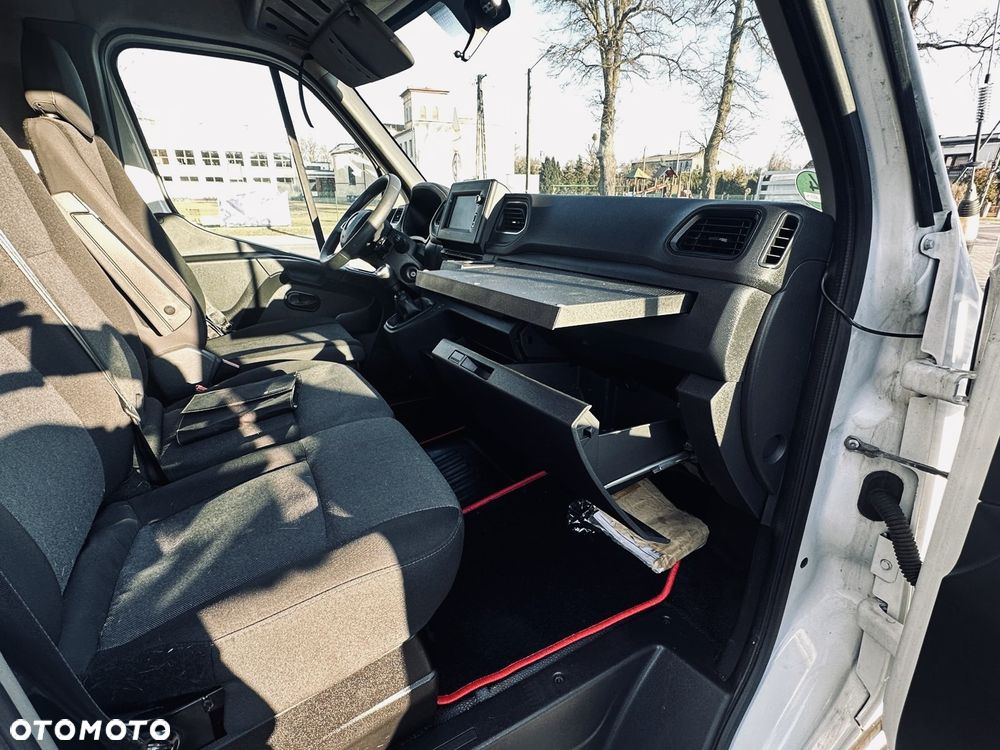 Renault Master - 15
