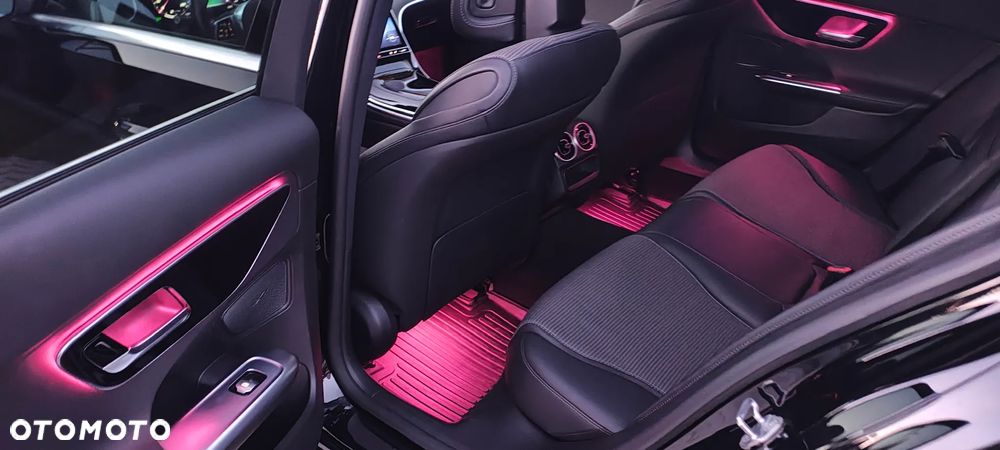 Mercedes-Benz Klasa C 180 9G-TRONIC Avantgarde Advanced - 21