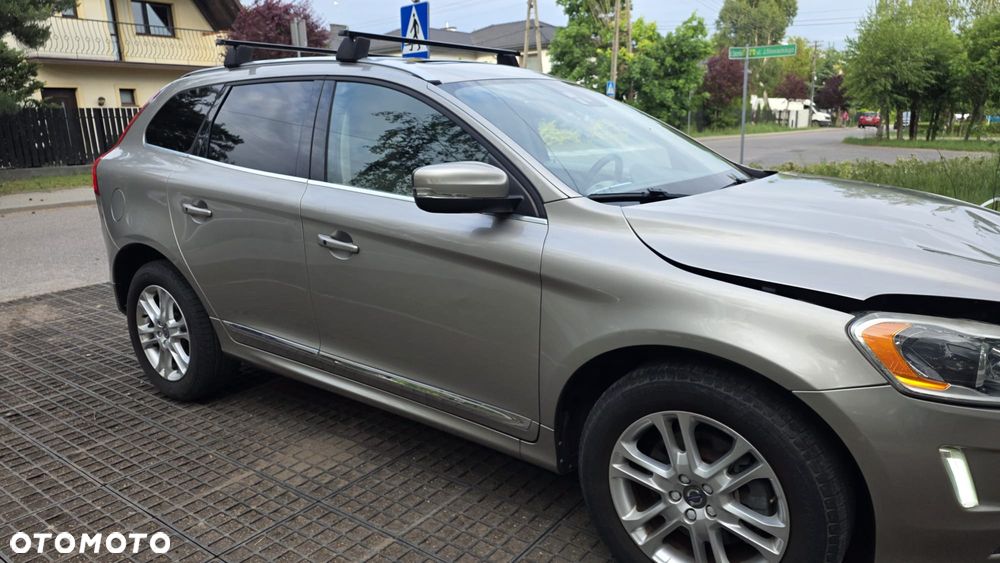 Volvo XC 60 - 32