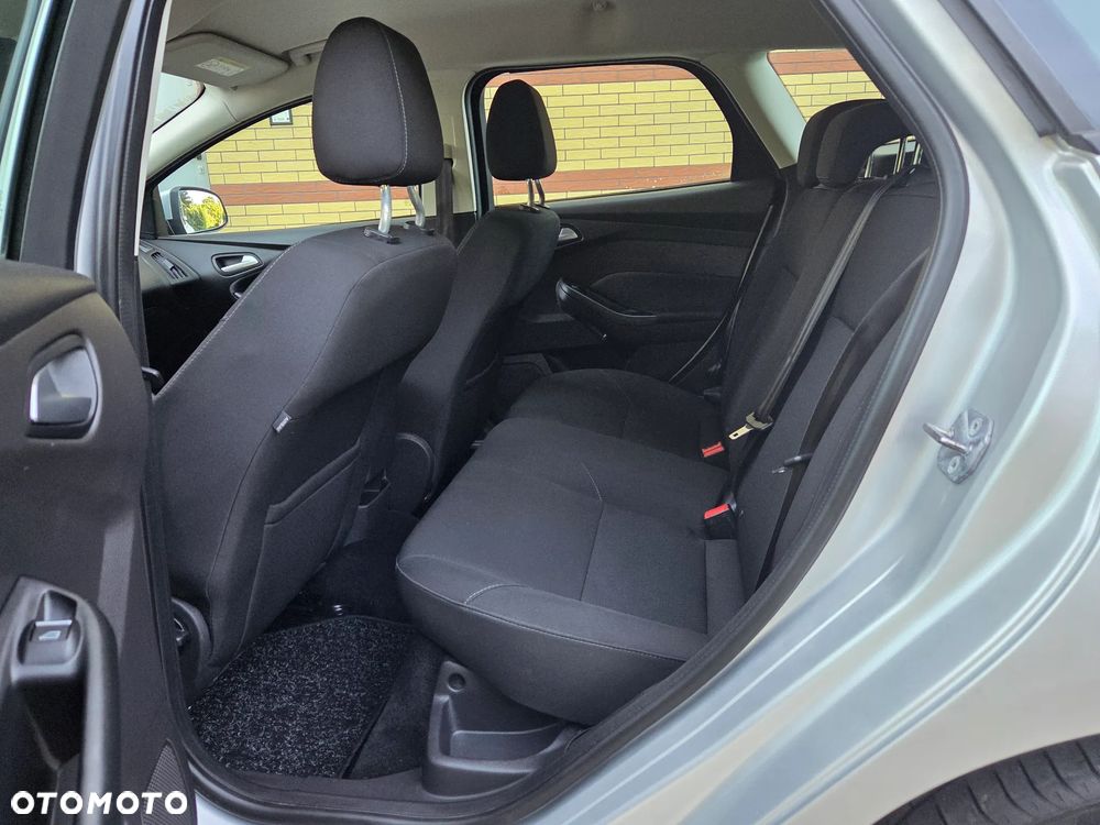 Ford Focus 1.5 TDCi ECOnetic 88g Start-Stopp-System Business - 8