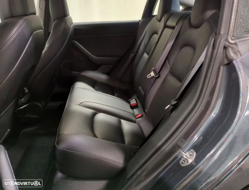 Tesla Model 3 Standard Range Plus RWD - 6