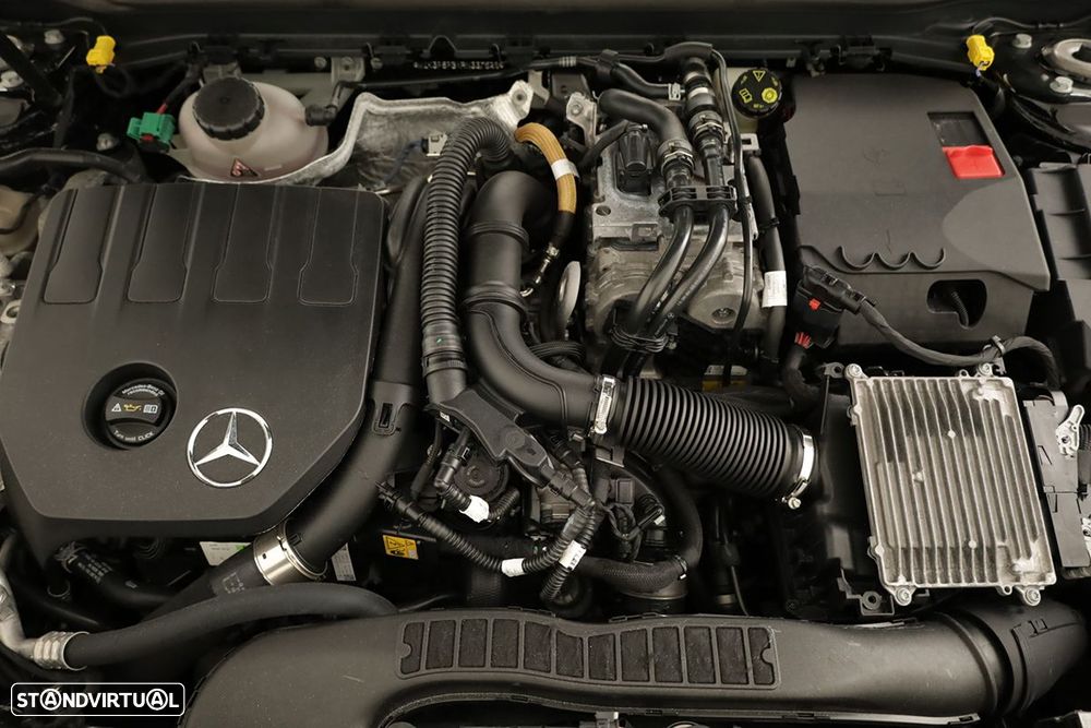 Mercedes-Benz A 250 e - 24