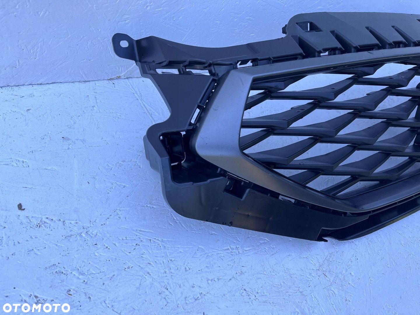 Seat Leon IV 4 2020 - ATRAPA GRILL MAT 5FA853651E ORYGINAŁ - 1
