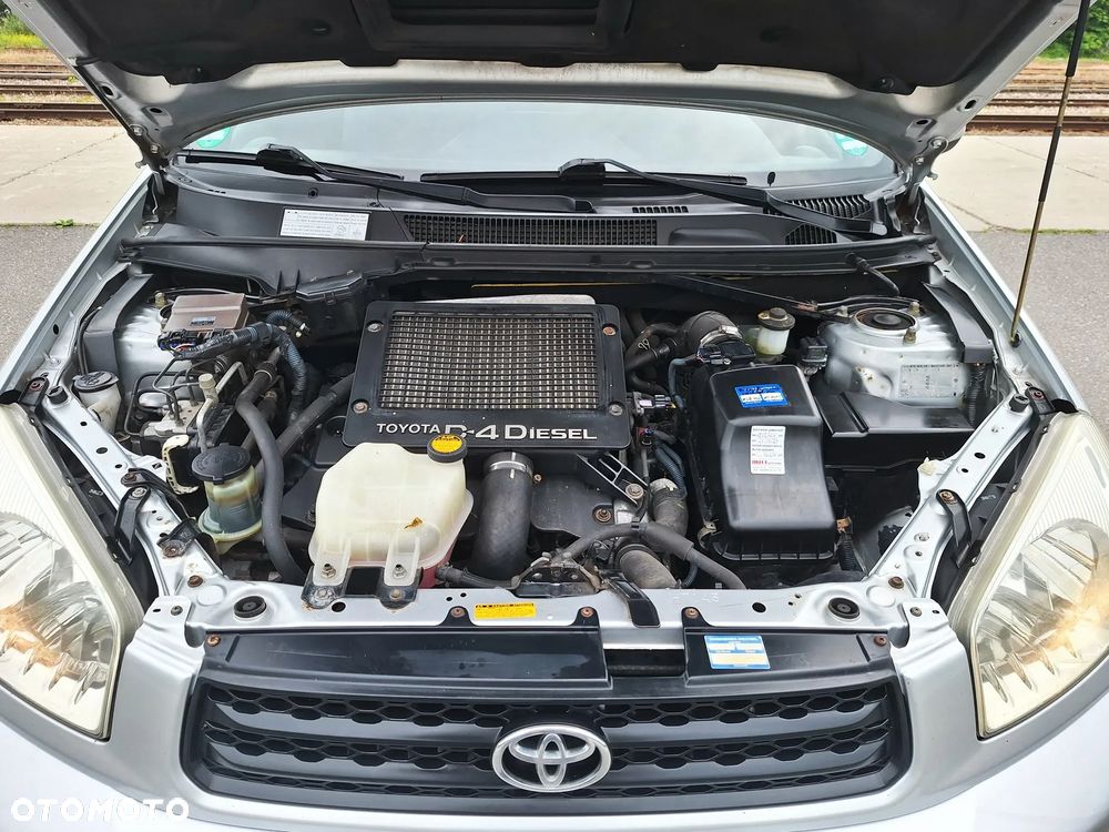 Toyota RAV4 D-4D 4x4 - 8