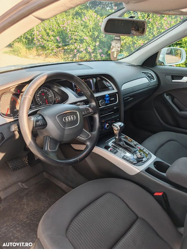 Audi A4 Avant 2.0 TDI Multitronic - 6