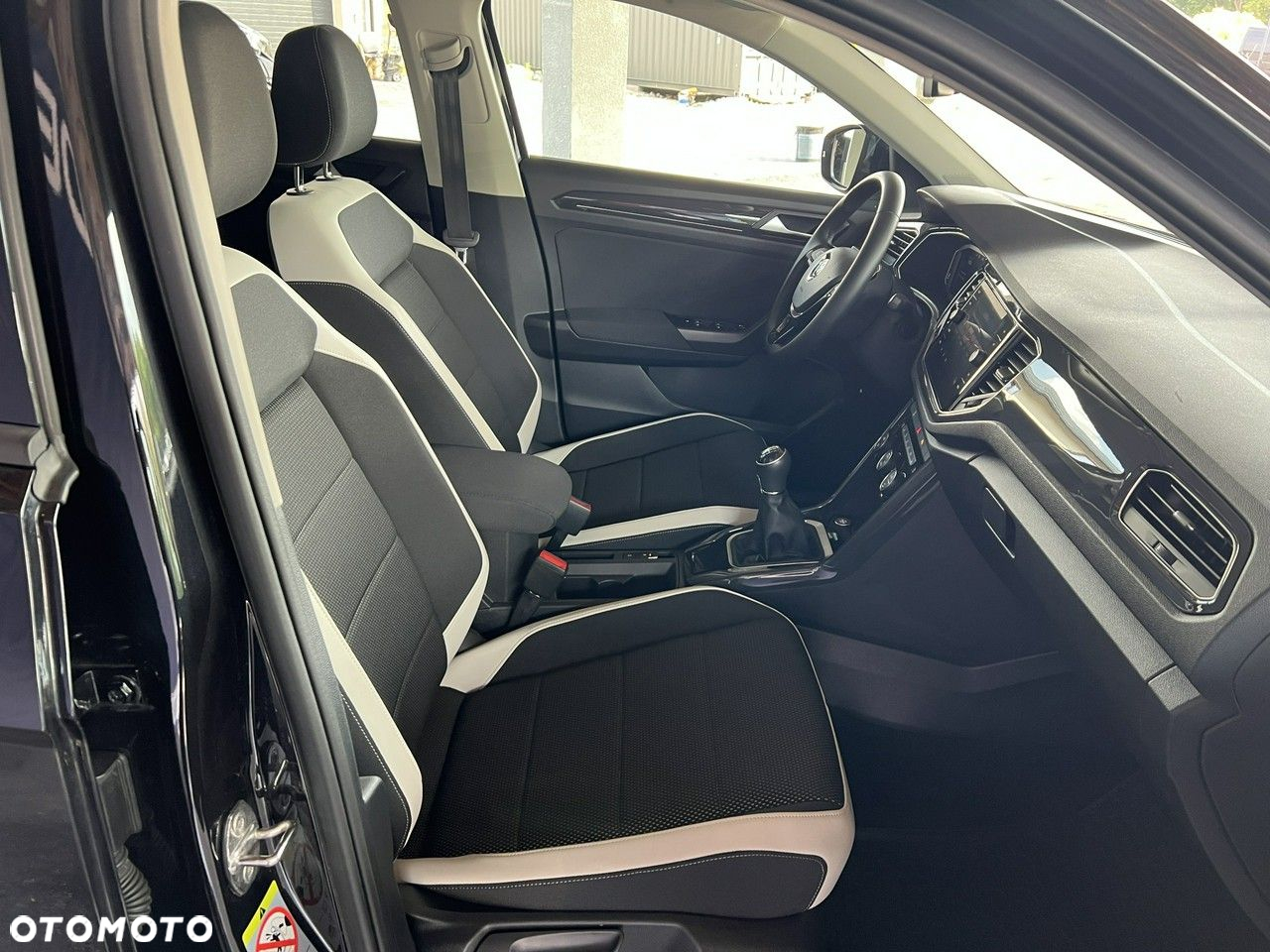 Volkswagen T-Roc 1.5 TSI ACT Premium - 18