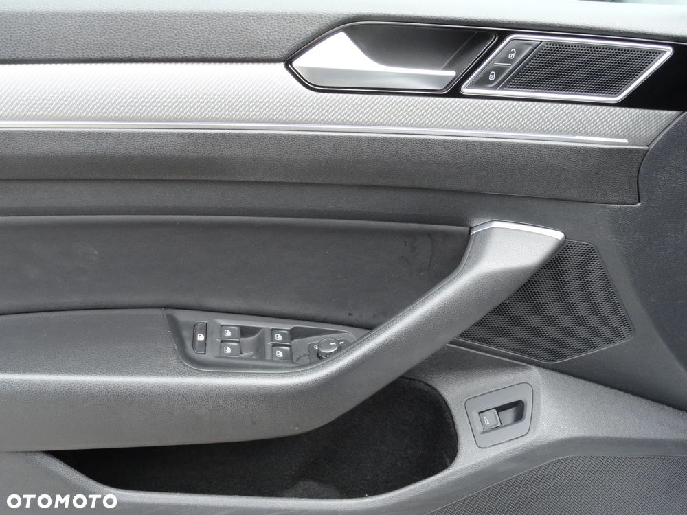 Volkswagen Arteon 2.0 TSI DSG R-Line Edition - 26