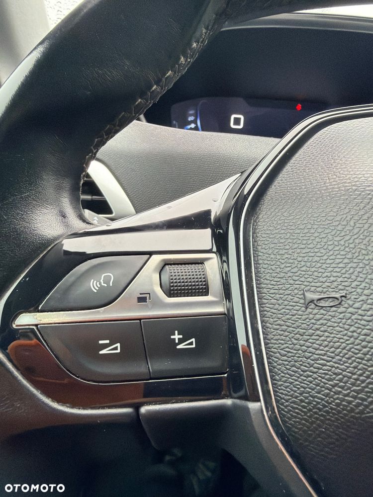 Peugeot 3008 BlueHDi 120 Stop & Start Allure - 19