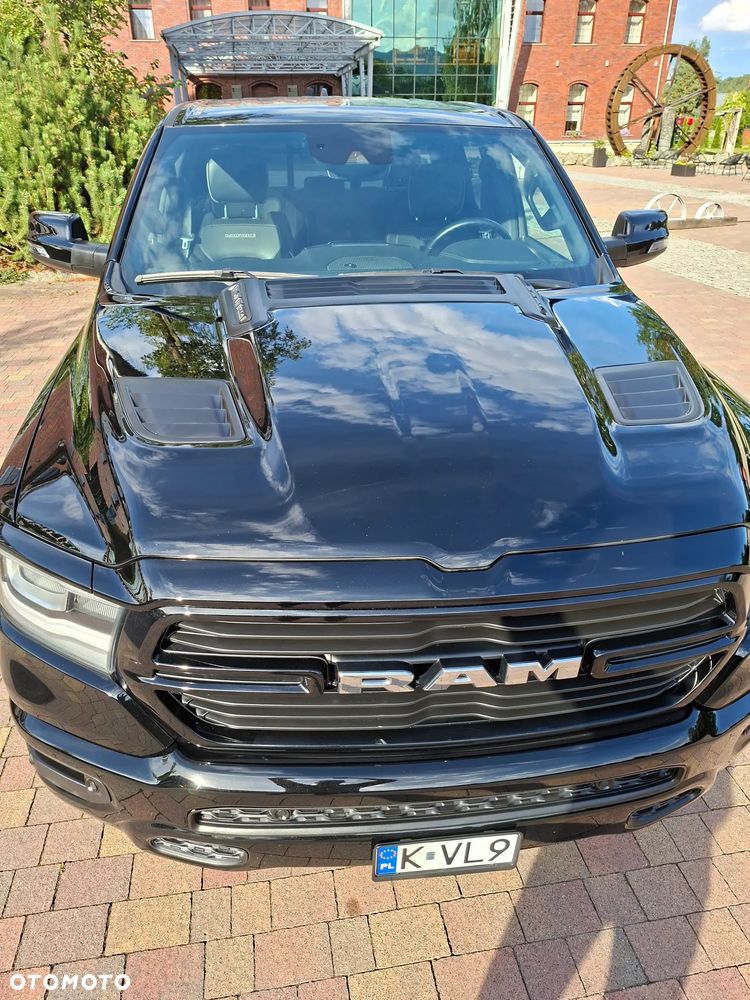 RAM 1500 Crew Cab Sport - 16