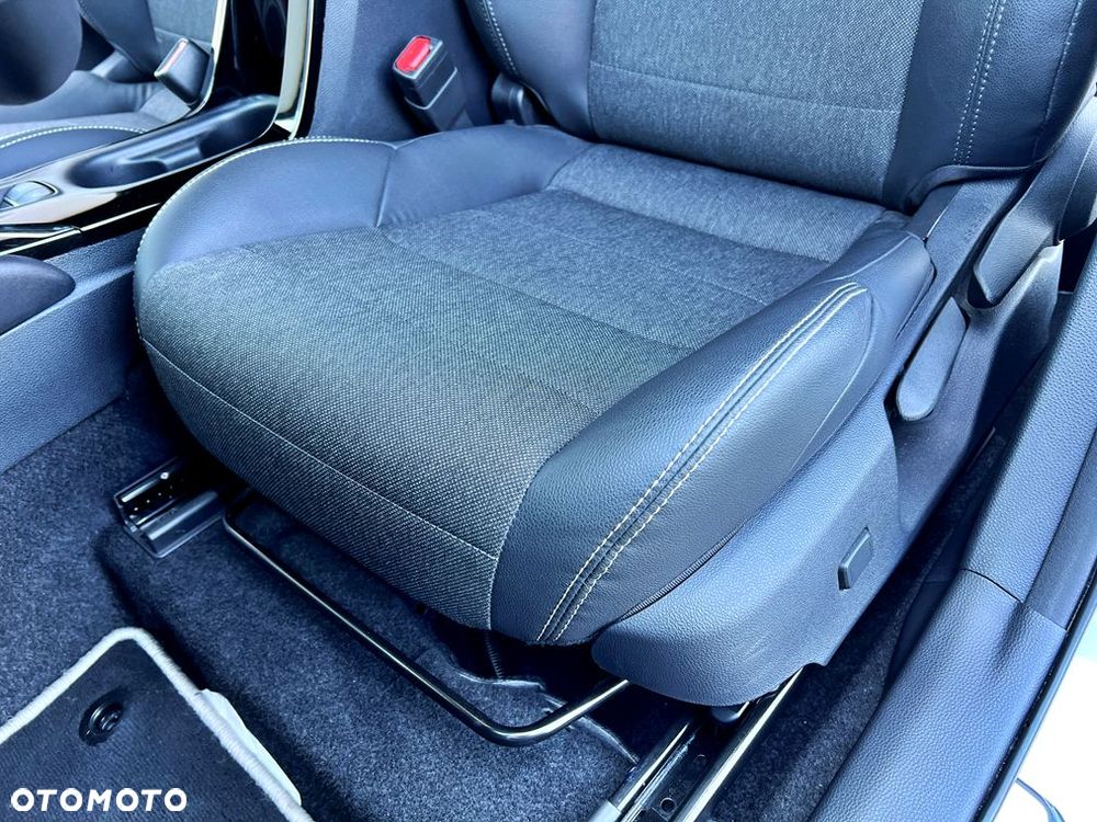 Toyota Corolla 1.8 Hybrid Style - 15