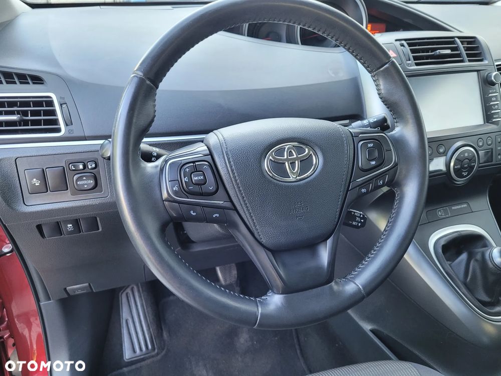 Toyota Verso 1.8 Premium EU6 - 5