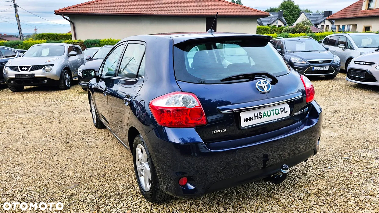 Toyota Auris 1.8 HSD Luna - 21