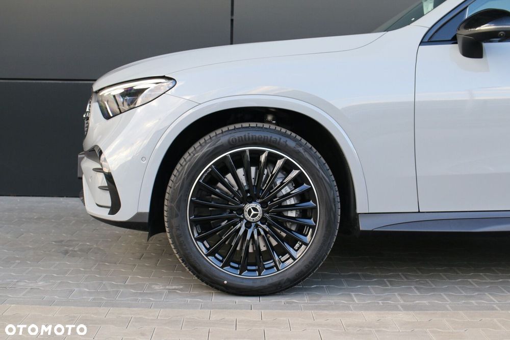 Mercedes-Benz GLC - 11