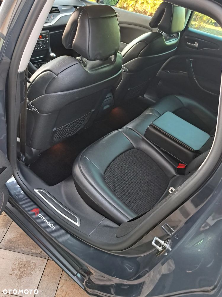 Citroën C5 2.0 HDi Exclusive - 16