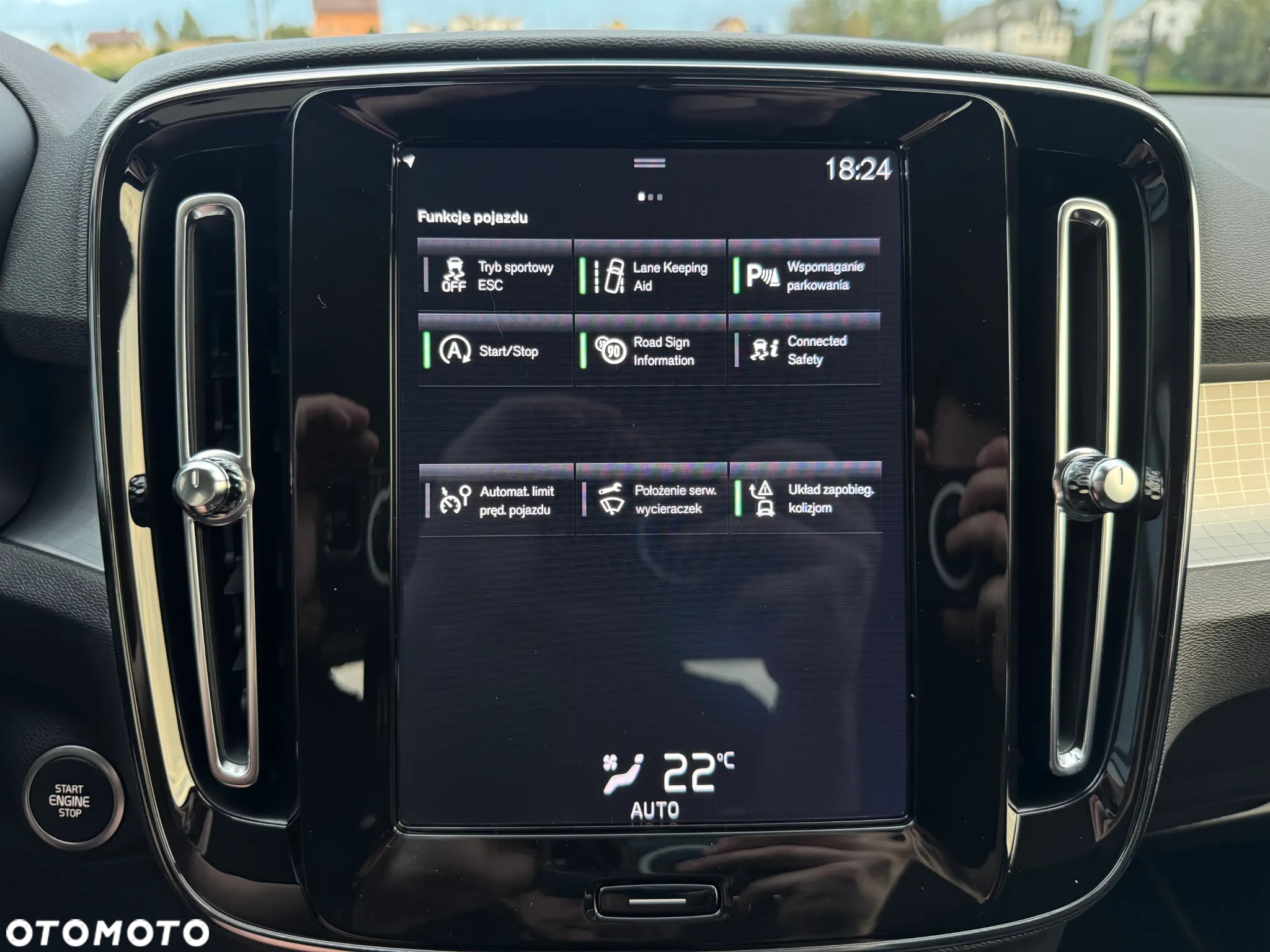 Volvo XC 40 D3 Momentum Pro - 21