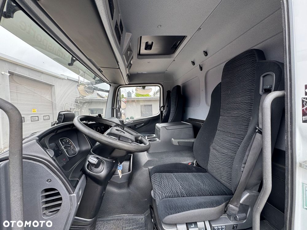 Mercedes-Benz ATEGO - 28