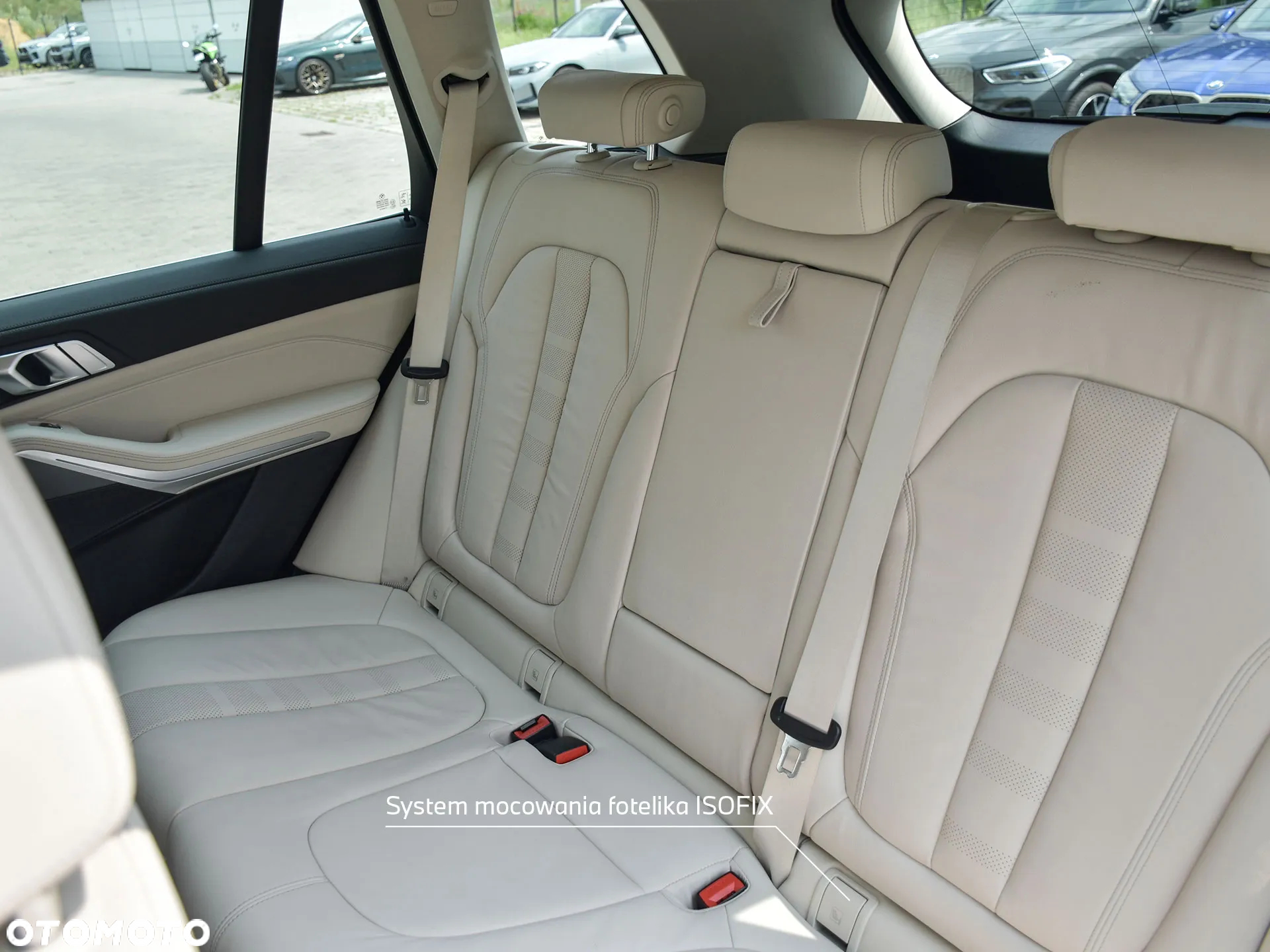 BMW X5 xDrive40i - 16