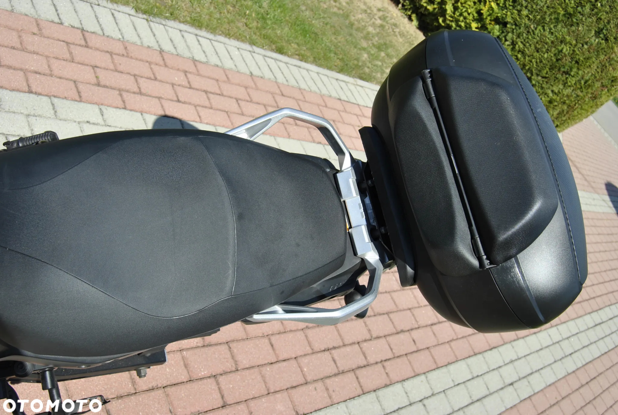 Suzuki V-STROM - 13