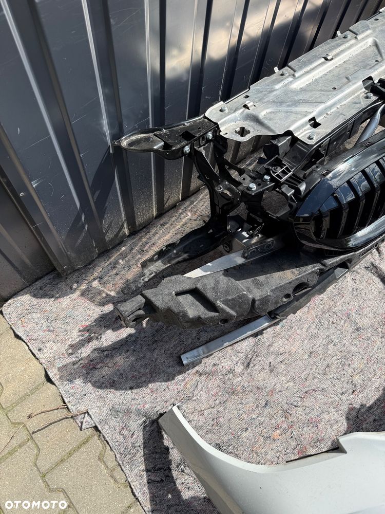 PAS PRZEDNI BMW G20 G21 CAŁY ŻALUZJA BELKA - 2