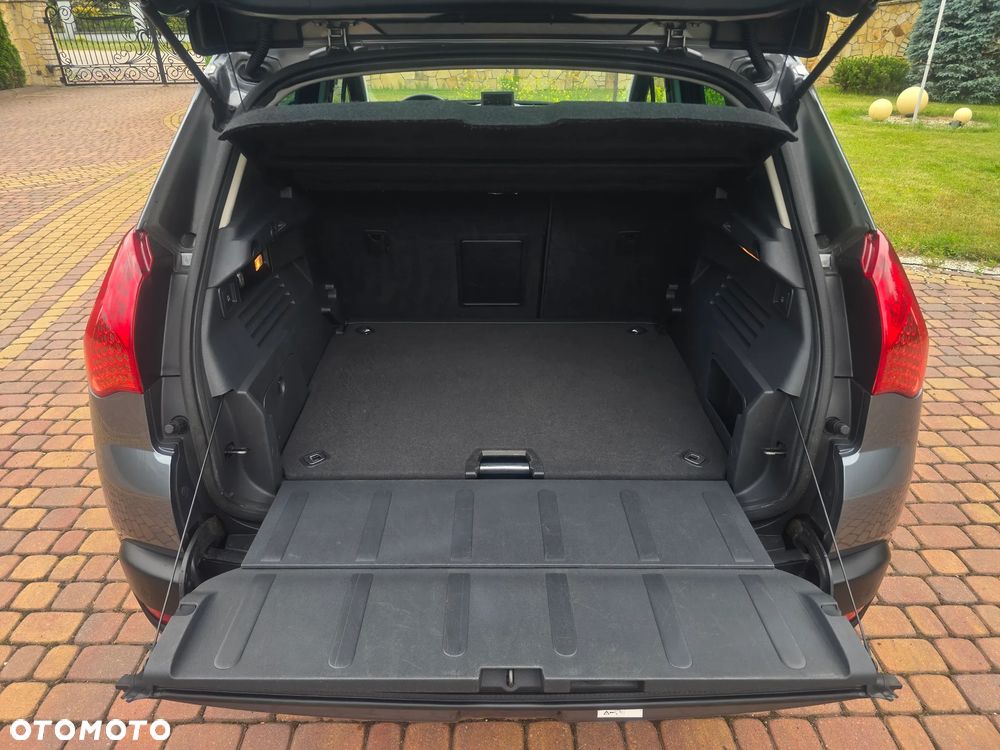 Peugeot 3008 1.6 Premium - 24