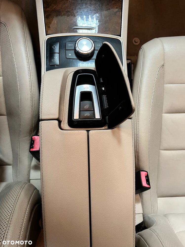 Mercedes-Benz Klasa E 350 7G-TRONIC - 12